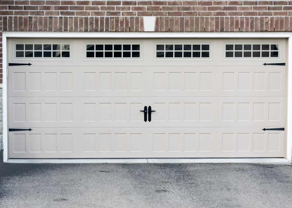 Commercial Garage Door Image (2)