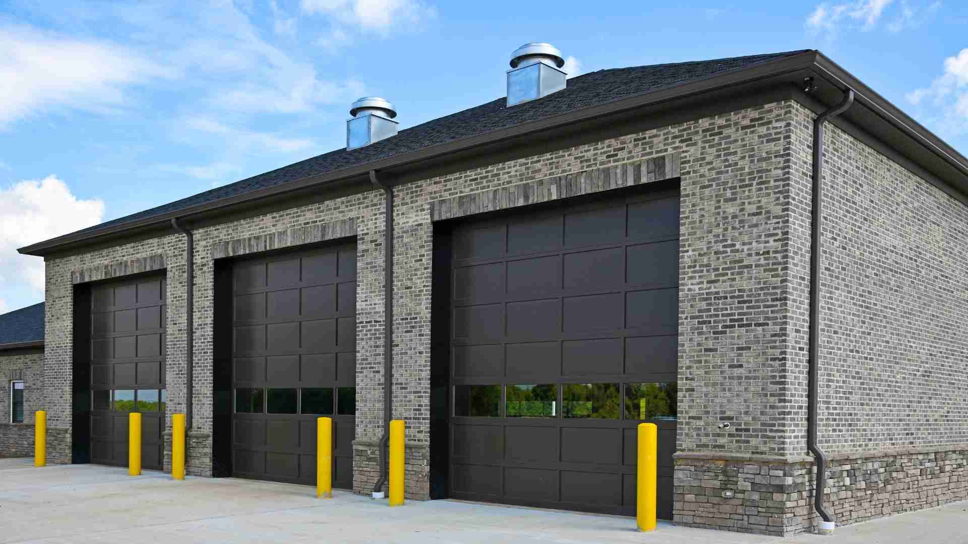 Commercial Garage Door Repair Image